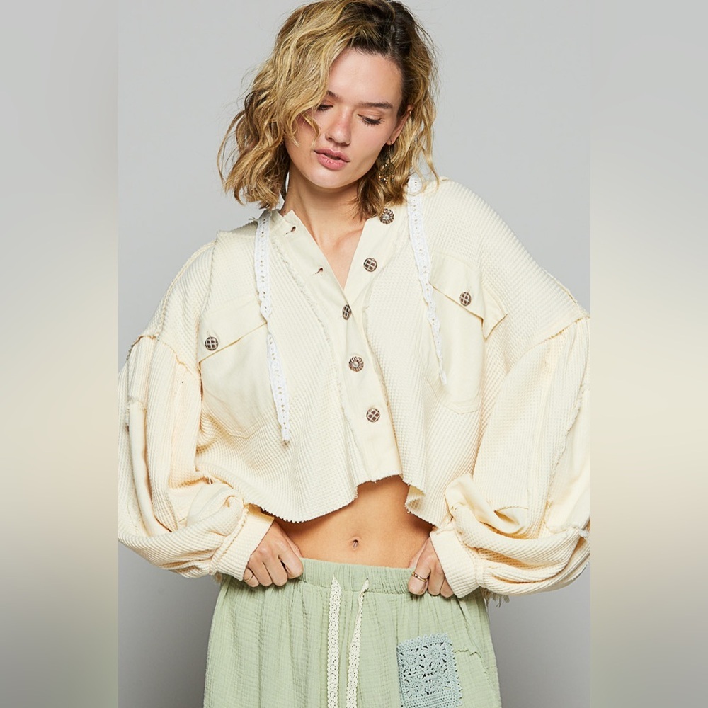 56. NWOT POL Vanilla Cream Patchwork Cropped Button-Front Hooded Jacket